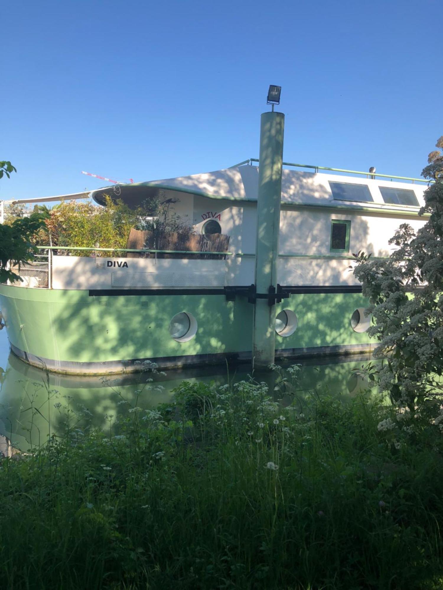 Loft Sur L'Eau Avec Parking Apartman Párizs Kültér fotó